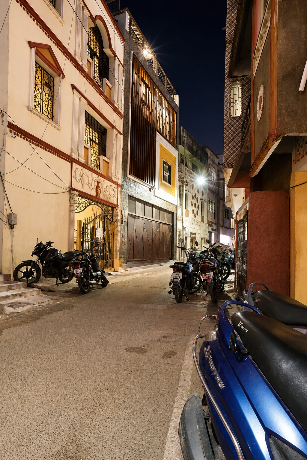 Hitesh Residence — photograph 11