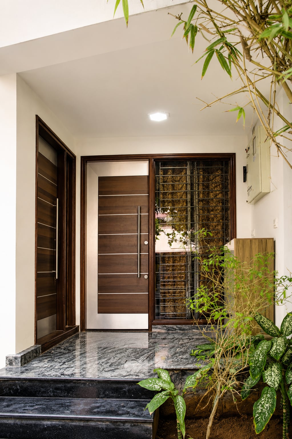 Resveen & Asif Residence — photograph 5
